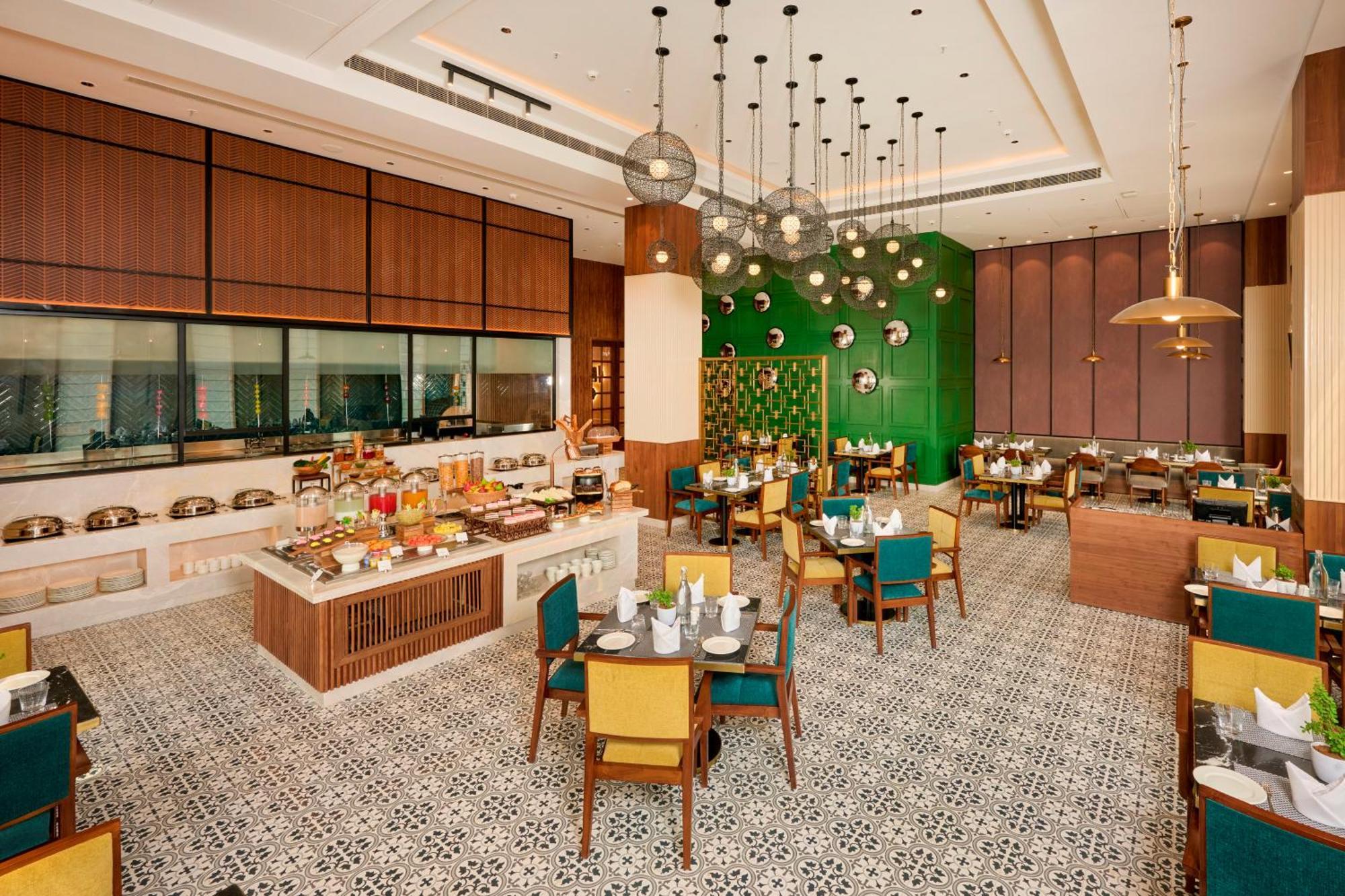 Iris Sarovar Portico Gurgaon Exterior foto